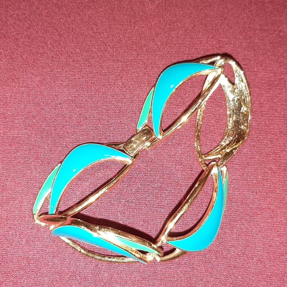 Vintage Trifari bracelet - Picture 3 of 7